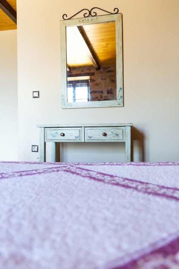 Hostal Luxury House In The Hills EEsparta Exterior foto