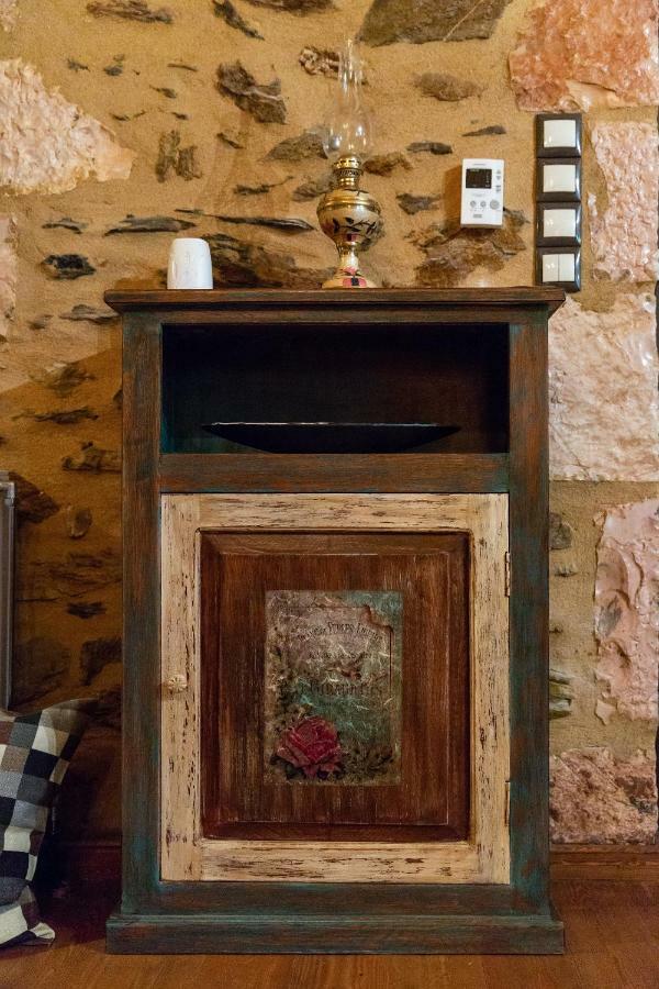 Hostal Luxury House In The Hills EEsparta Exterior foto