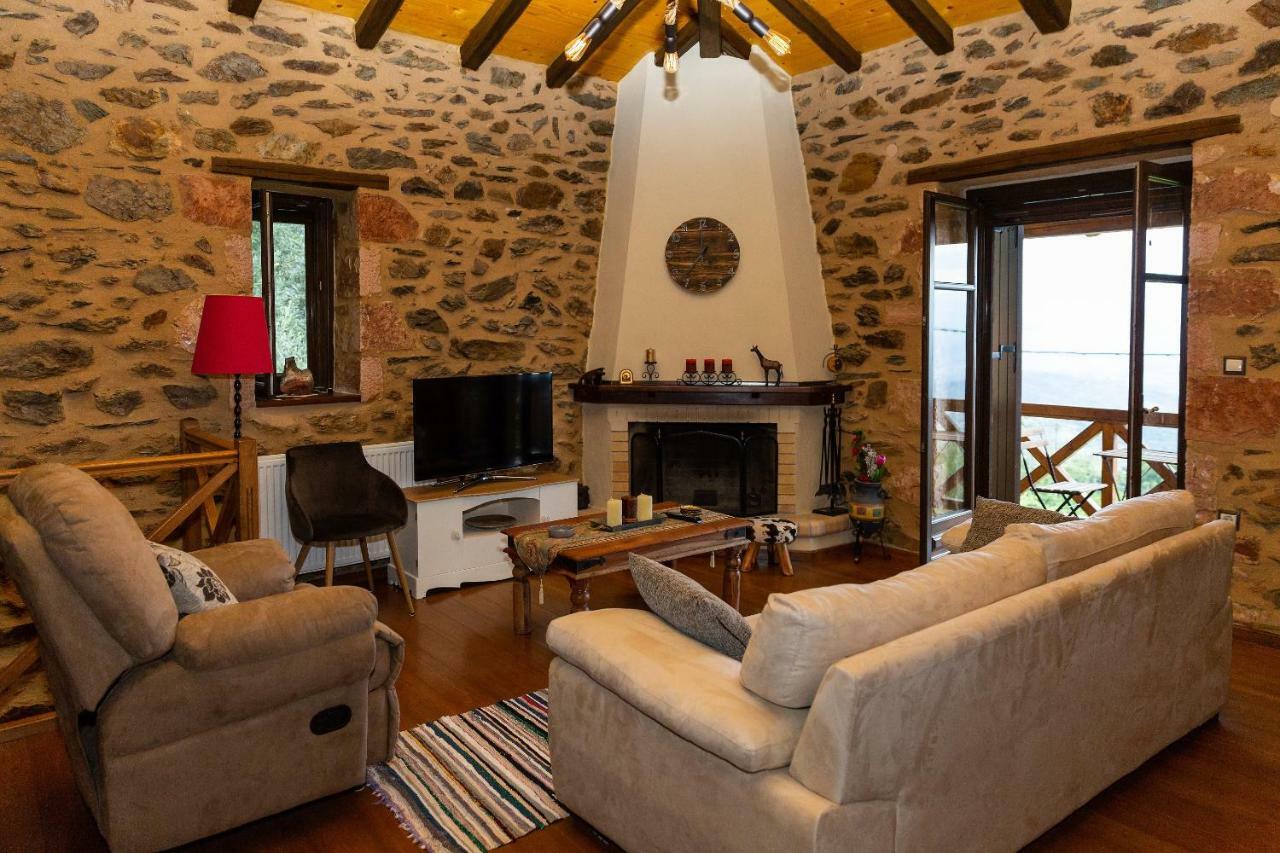 Hostal Luxury House In The Hills EEsparta Exterior foto