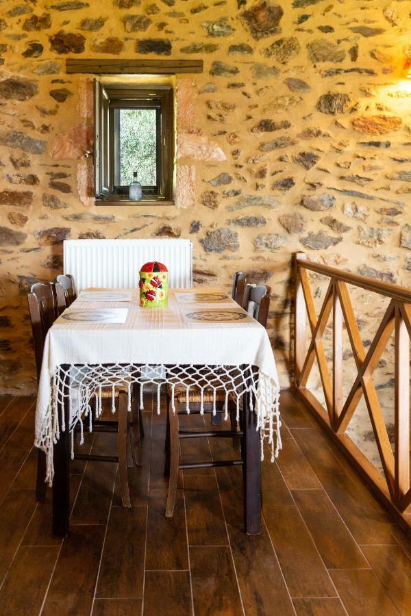 Hostal Luxury House In The Hills EEsparta Exterior foto
